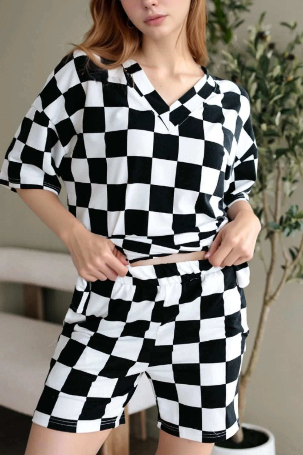 Checkerboard V Neck Loose Tee and Shorts Set Black