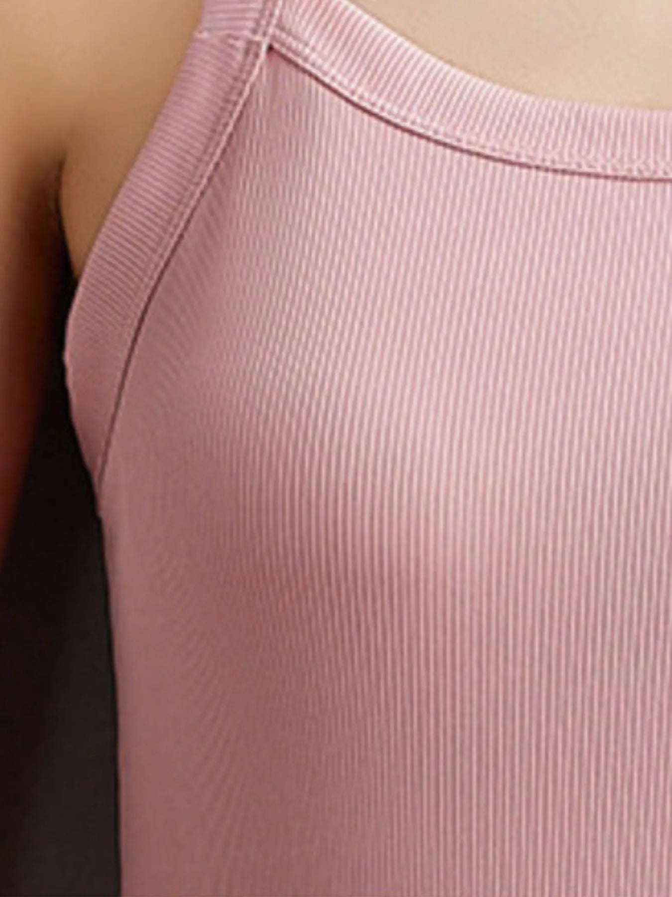 Plus Size Scoop Neck Tank Top