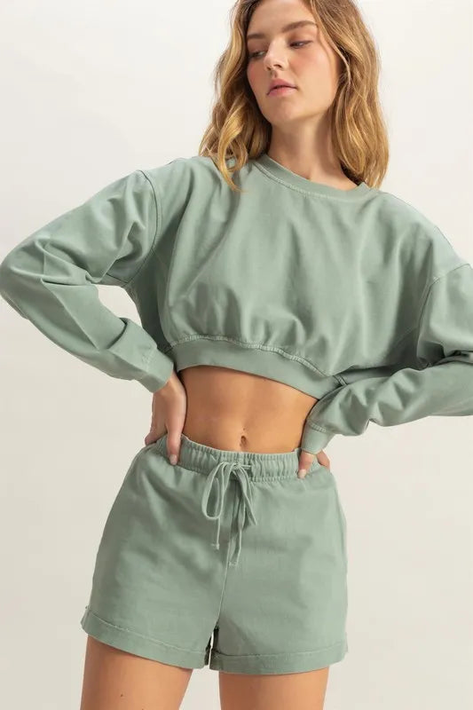 Trendy HYFVE Crew Neck Long Sleeve Crop Sweatshirt in 100% Cotton for Effortless Style