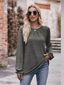 Slightly Stretchy Ruched Round Neck Long Sleeve T-Shirt - Casual Everyday Essential - Store 42