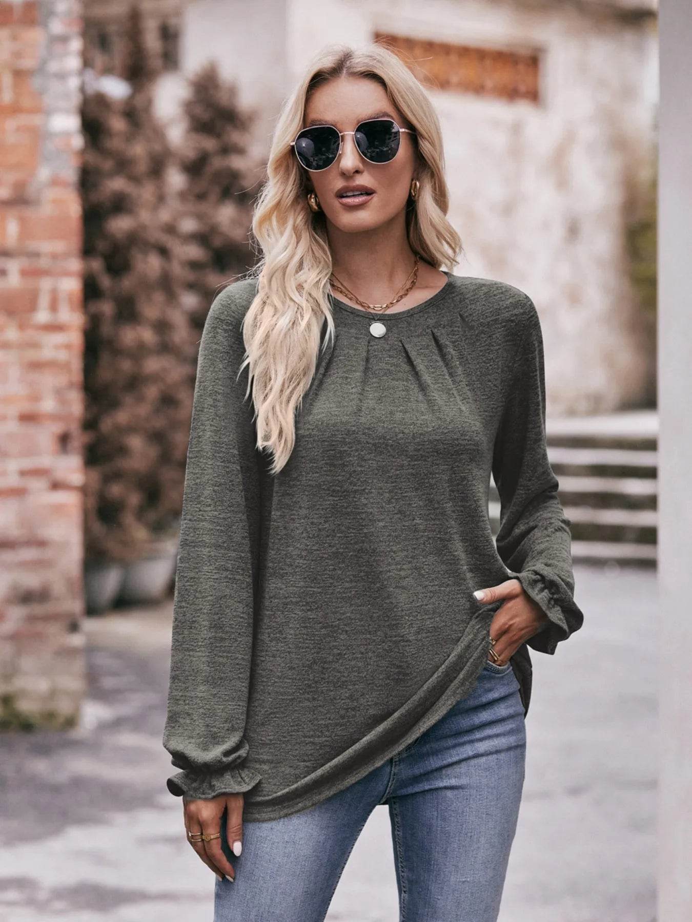 Slightly Stretchy Ruched Round Neck Long Sleeve T-Shirt - Casual Everyday Essential - Store 42