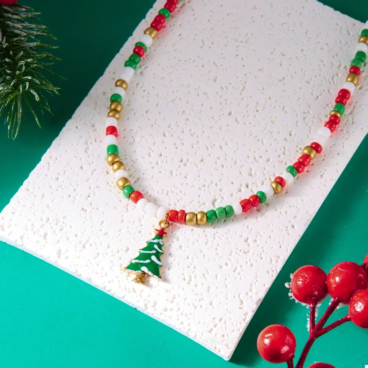 Festive Christmas Beaded Pendant Necklace in Resin and Zinc Alloy – 15.7 Inches Long