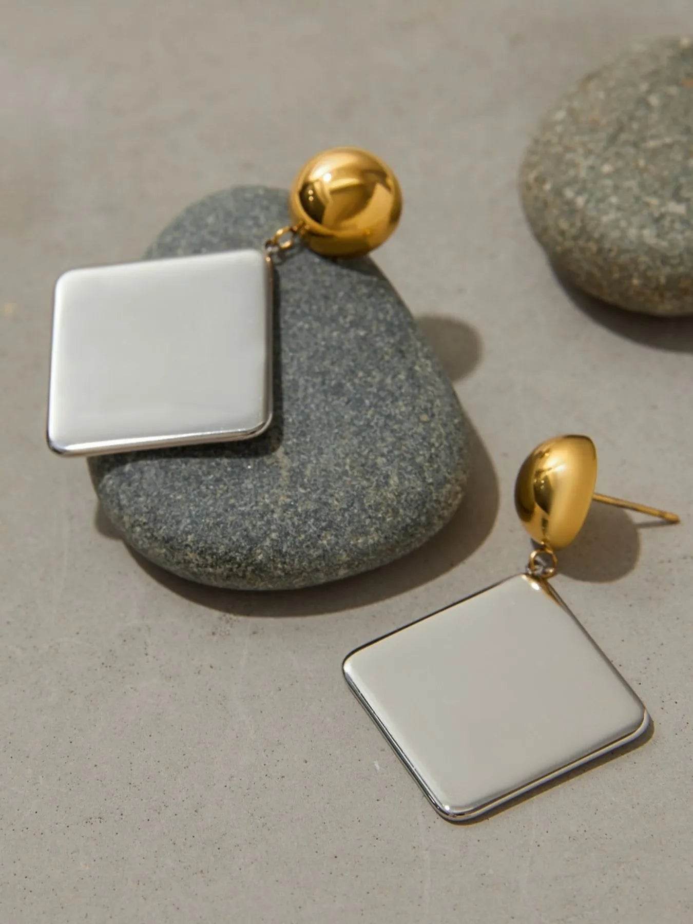 Elegant 18K Gold-Plated Square Shape Drop Earrings for Modern Women - Minimalist Geometric Design - Store 42