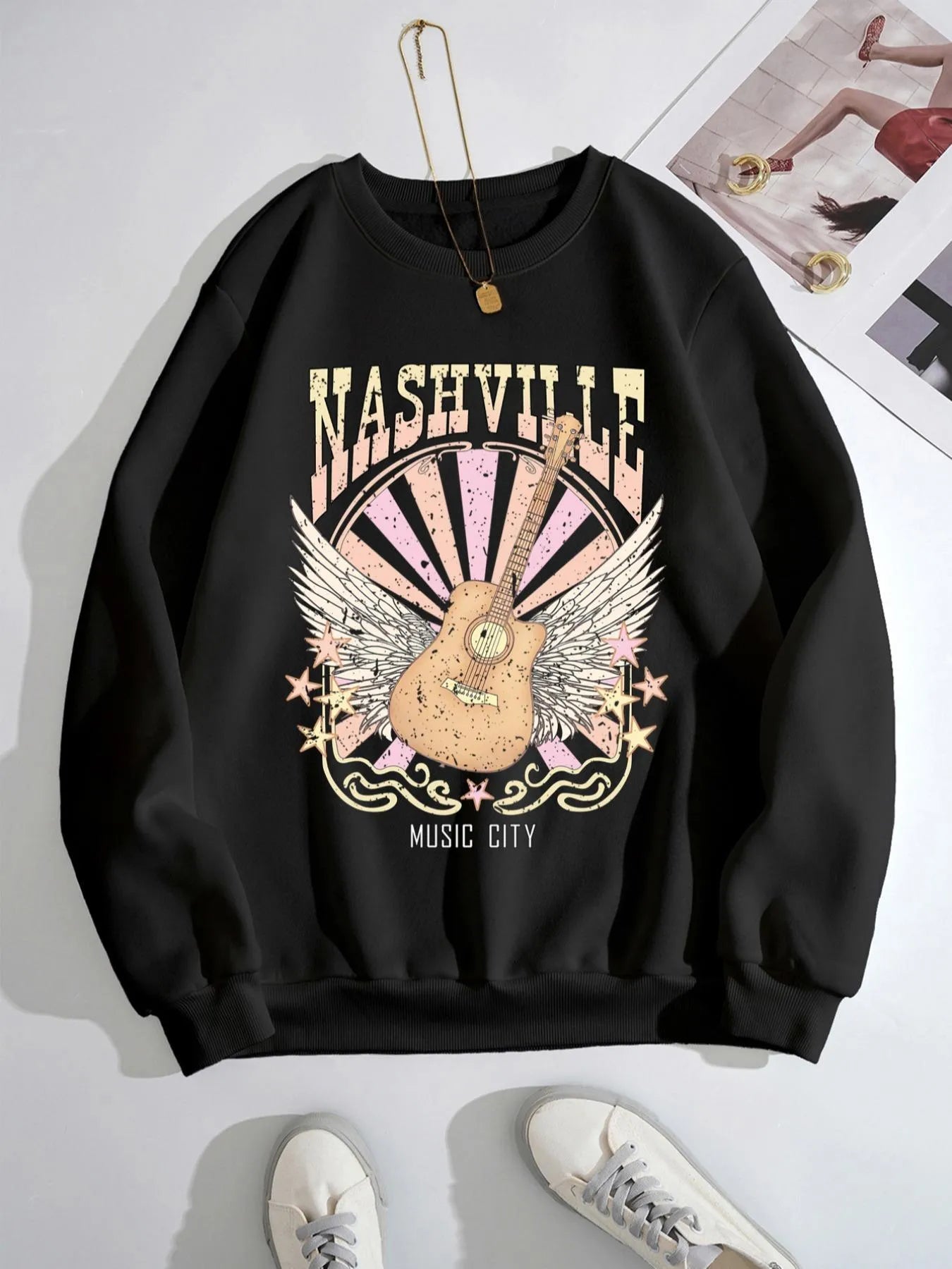 Trendy Graphic Round Neck Long Sleeve Sweatshirt - 100% Polyester, Machine Washable, Casual Style