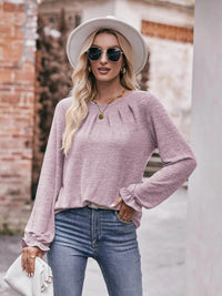 Slightly Stretchy Ruched Round Neck Long Sleeve T-Shirt - Casual Everyday Essential - Store 42
