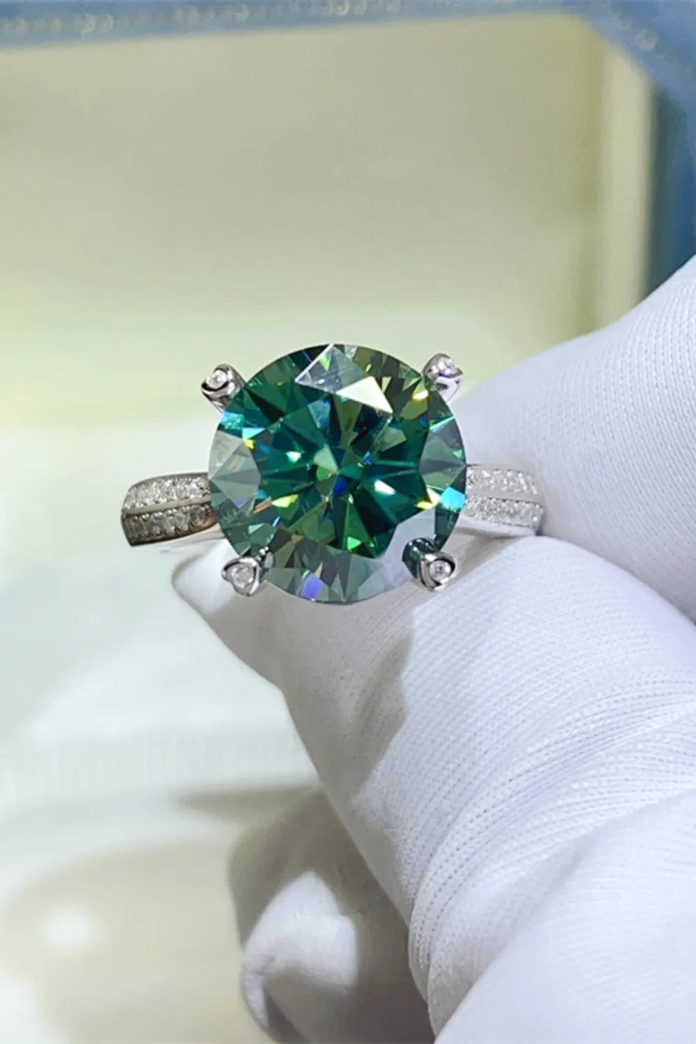 5 Carat Moissanite Ring in 925 Sterling Silver with Certificate - Elegant Jewelry Piece