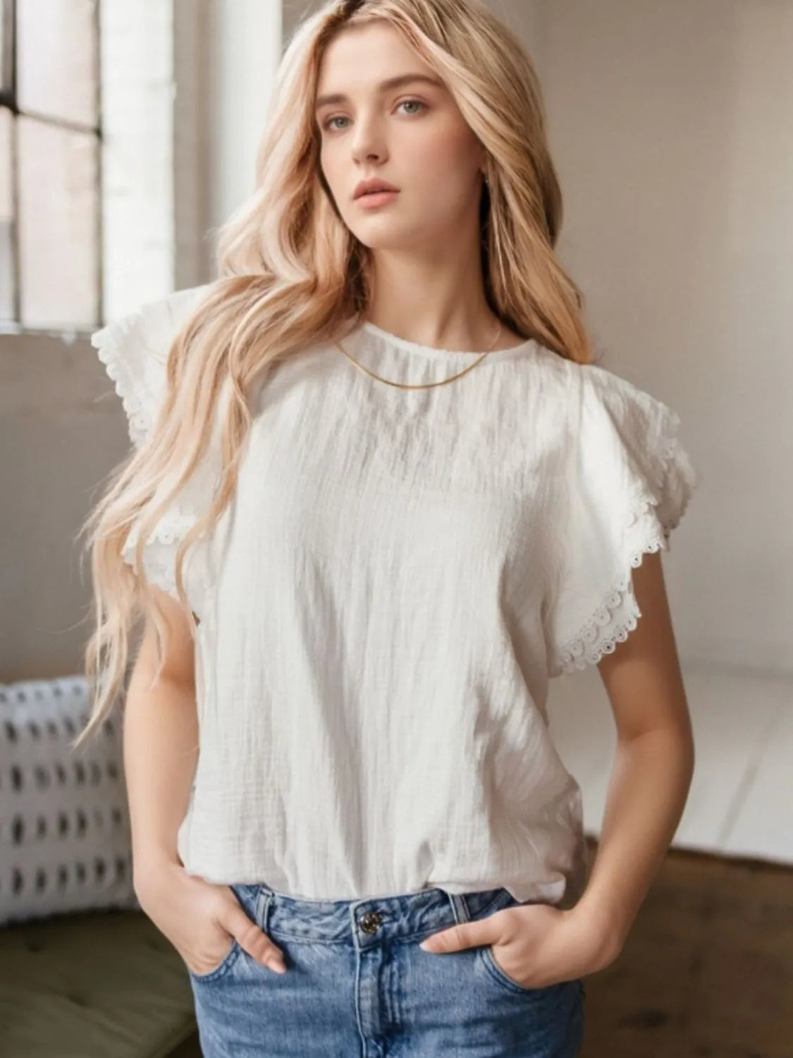 Chic Crinkled Ruffled Flutter Sleeve Blouse in 100% Cotton - Trendy Layered Design