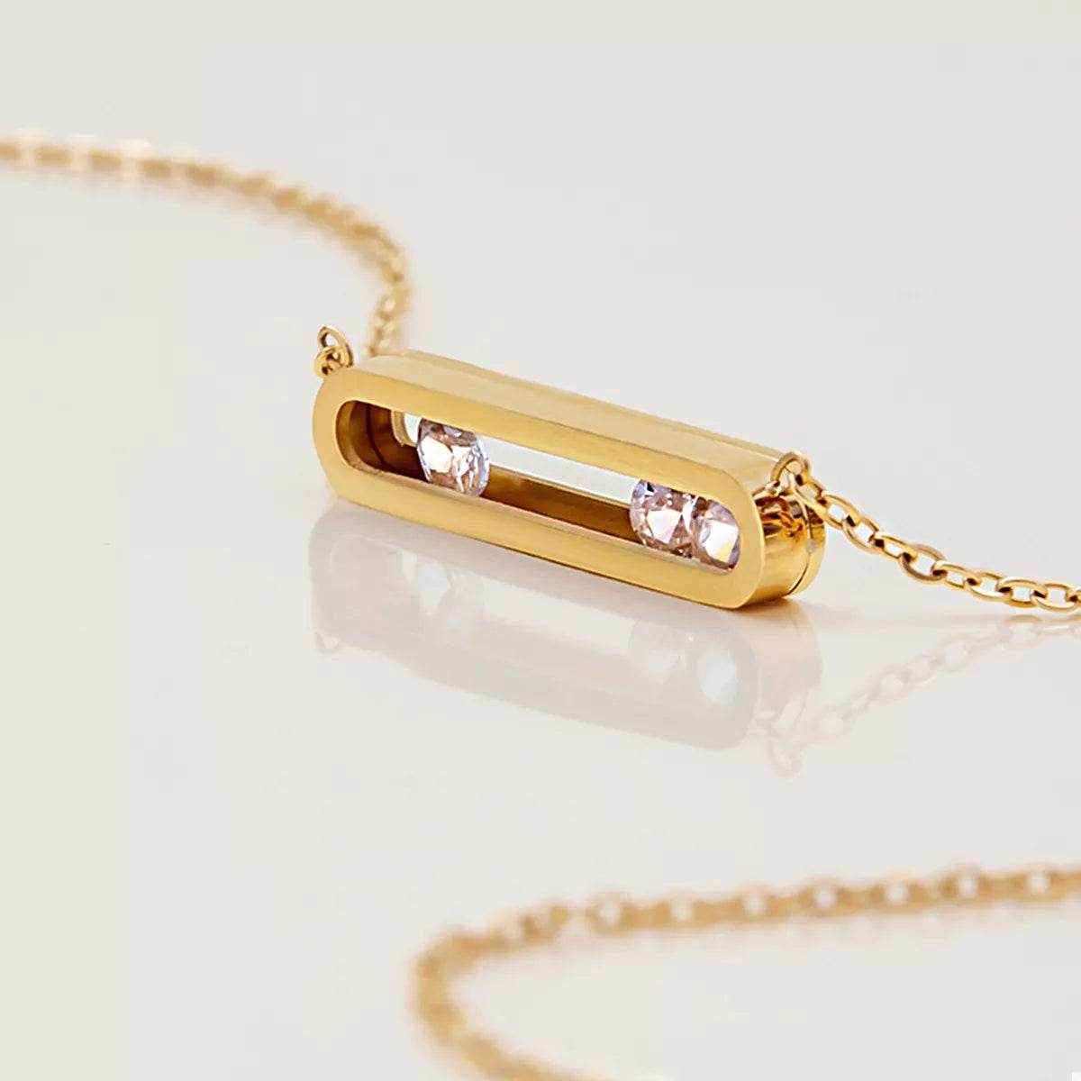 Elegant 18K Gold-Plated Pendant Necklace with Rhinestones - Adjustable Length Options - Store 42