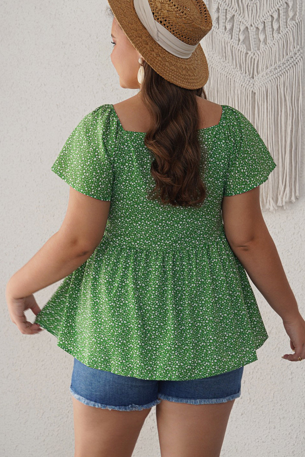 Chic Ditsy Floral V-Neck Peplum Blouse with Flutter Cap Sleeves - 100% Polyester