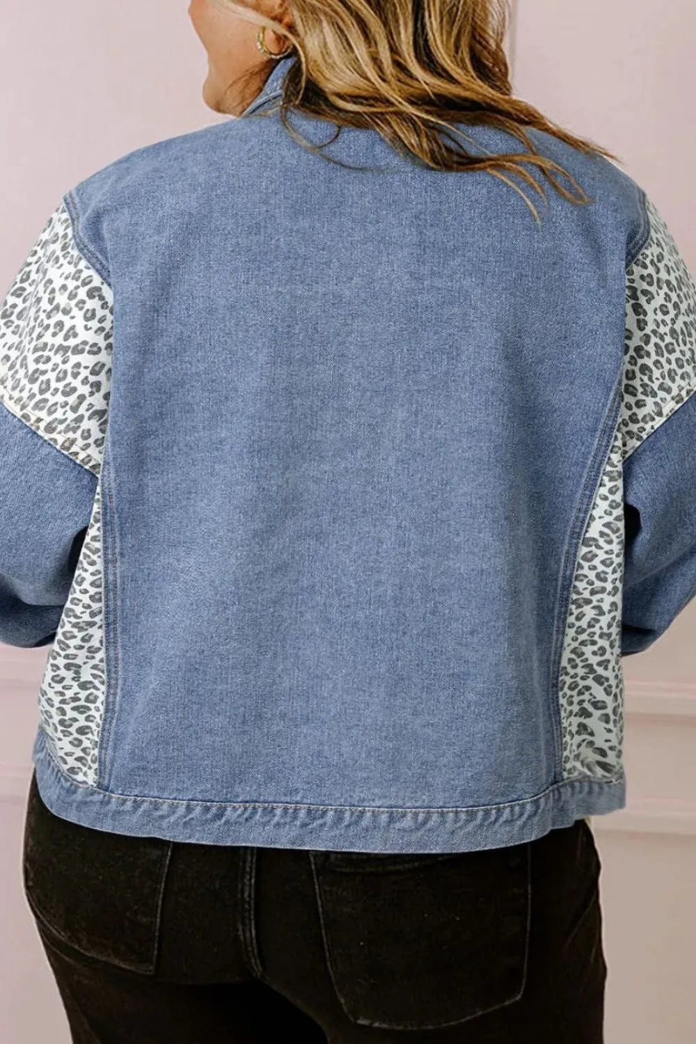 Plus Size Leopard Print Long Sleeve Denim Jacket with Pockets – Trendy Casual Style