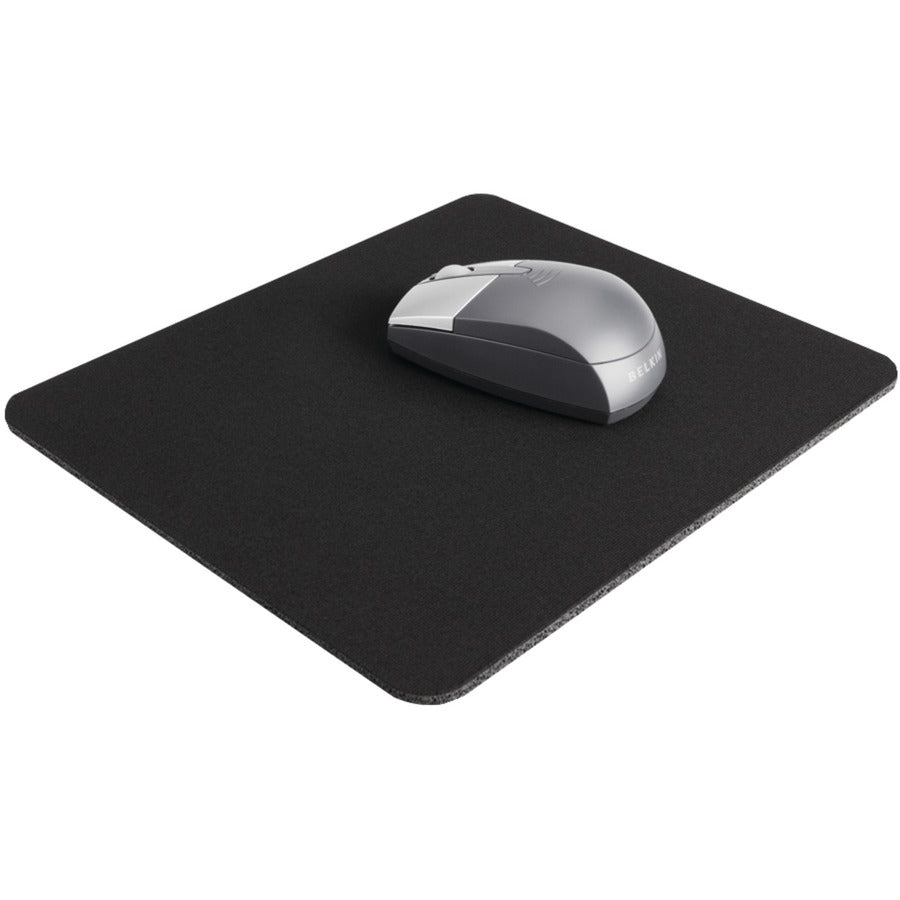 Belkin Jersey Mouse Pad with Nonslip Rubber Backing for Enhanced Control and Accuracy