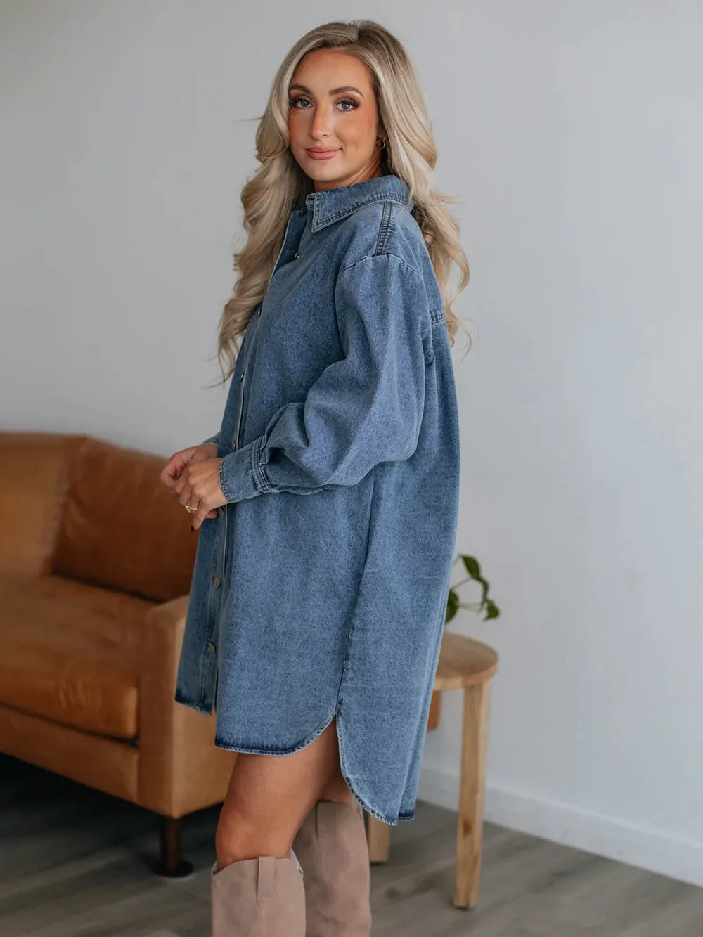 Stylish Button Up Long Sleeve Denim Dress with Collared Neck and Functional Pockets
