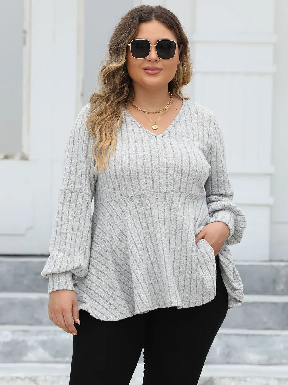 Light Gray / L
