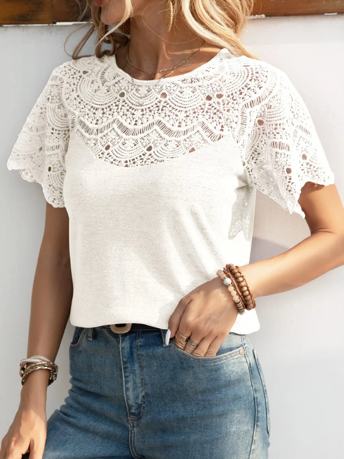 White / S