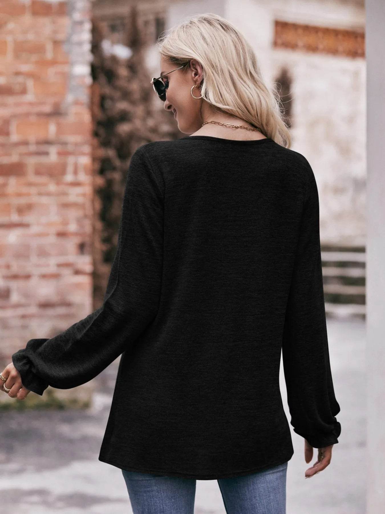 Slightly Stretchy Ruched Round Neck Long Sleeve T-Shirt - Casual Everyday Essential - Store 42
