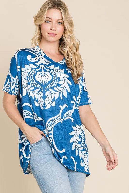 Stylish BOMBOM Printed Relaxed V-Neck Tunic Top - Oversized Fit, Slightly Stretchy, Casual Chic
