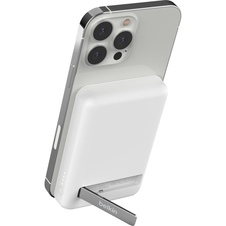 Belkin BoostCharge Magnetic Power Bank 5000mAh with Stand for iPhone - Compact & Stylish Design