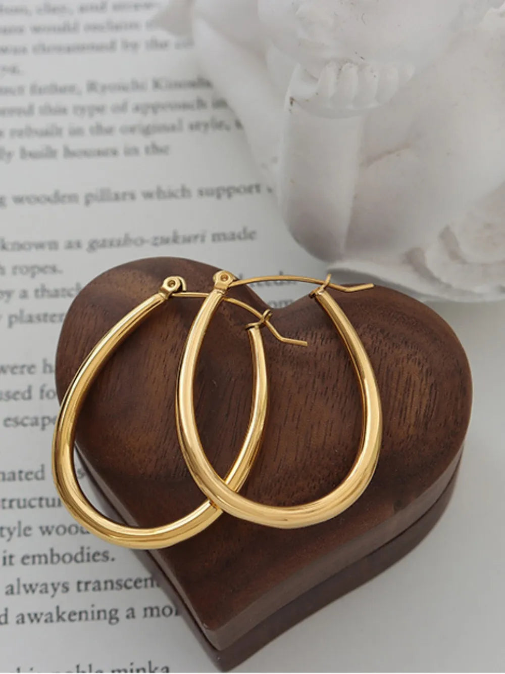 Stylish 18K Gold-Plated Titanium Steel Earrings - Unique Design, Lightweight, Elegant Accessory