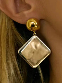 Elegant 18K Gold-Plated Square Shape Drop Earrings for Modern Women - Minimalist Geometric Design - Store 42