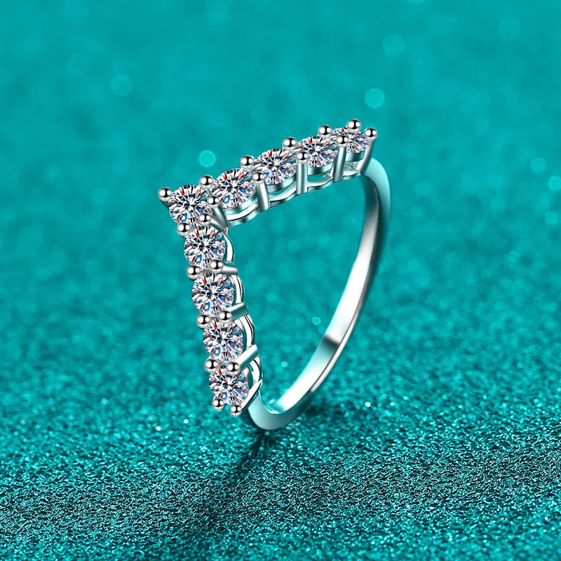 925 Sterling Silver V Shape Ring Featuring 0.9 Carat Moissanite with Certificate of Authenticity