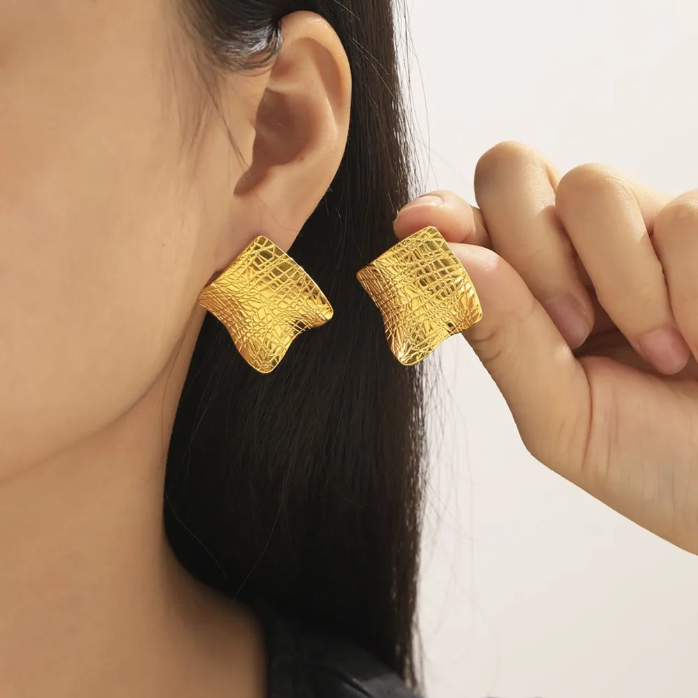Stylish 18K Gold-Plated Textured Titanium Steel Stud Earrings - Lightweight & Durable