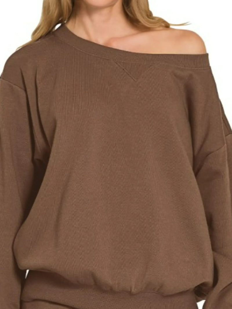 Trendy Zenana Fleece Two-Piece Set: Oversized Boat Neck Sweatshirt & Elastic-Waist Shorts in Brown
