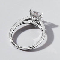Elegant 925 Sterling Silver Zircon Ring - Platinum-Plated & Durable Jewelry - Store 42