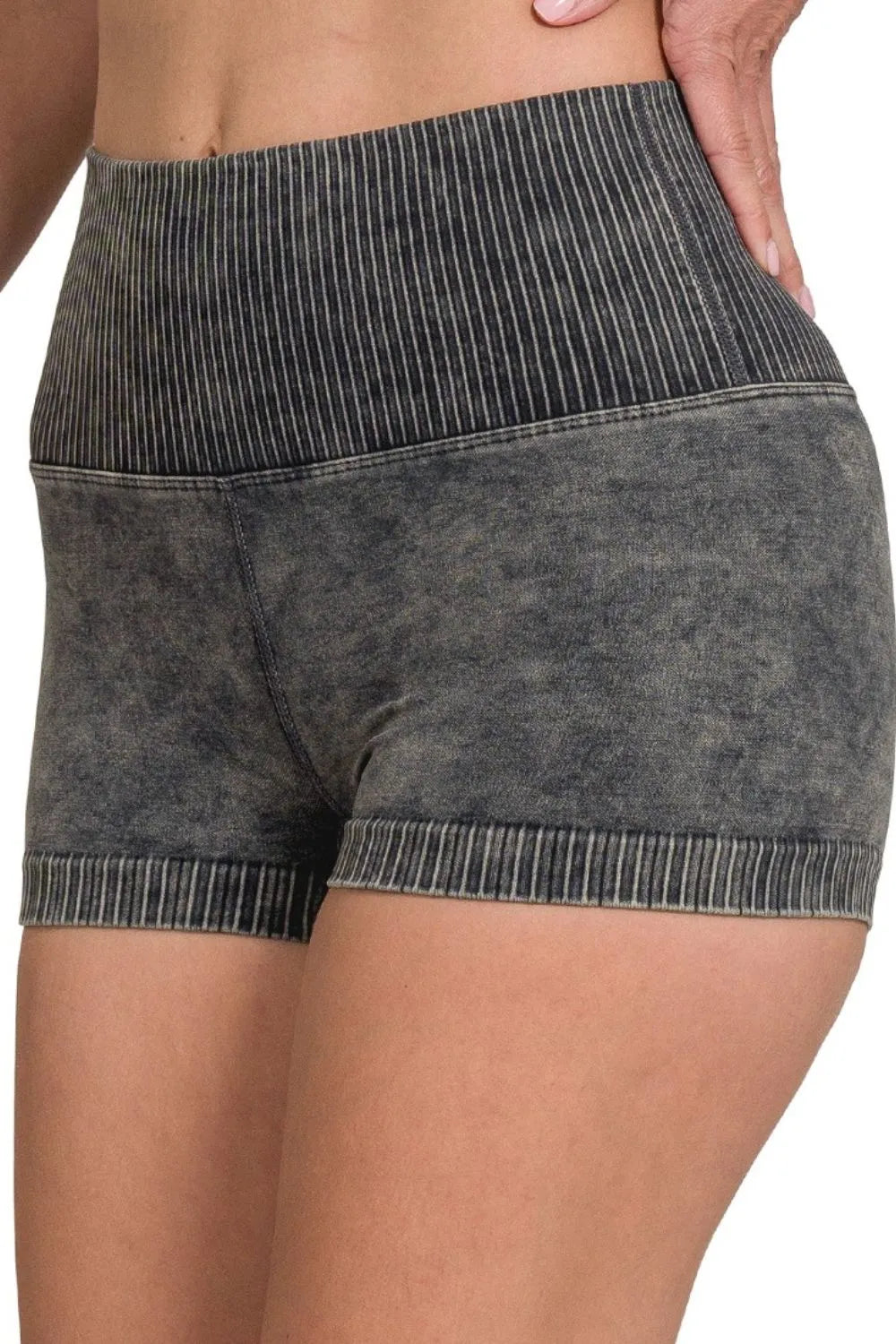 ASH BLACK / S/M