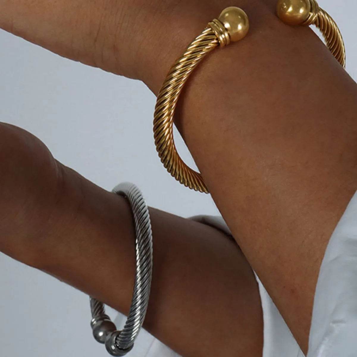 18K Gold-Plated Stainless Steel Twisted Cable Cuff Bracelet - Stylish and Durable Design