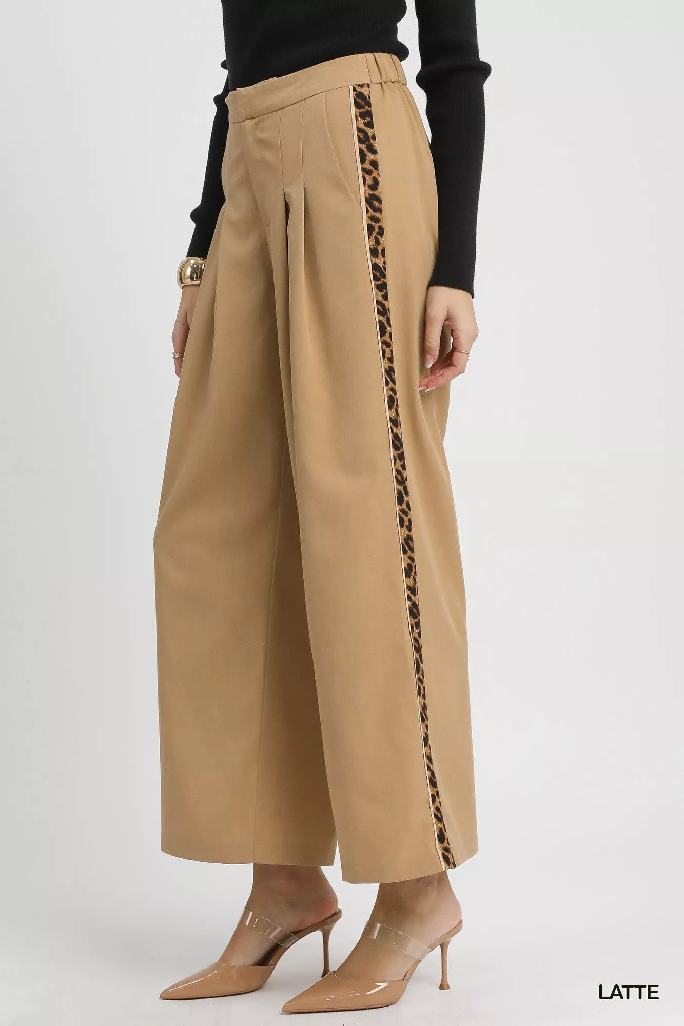Umgee Front Pleated Wide-Leg Pants with Contrast Trim