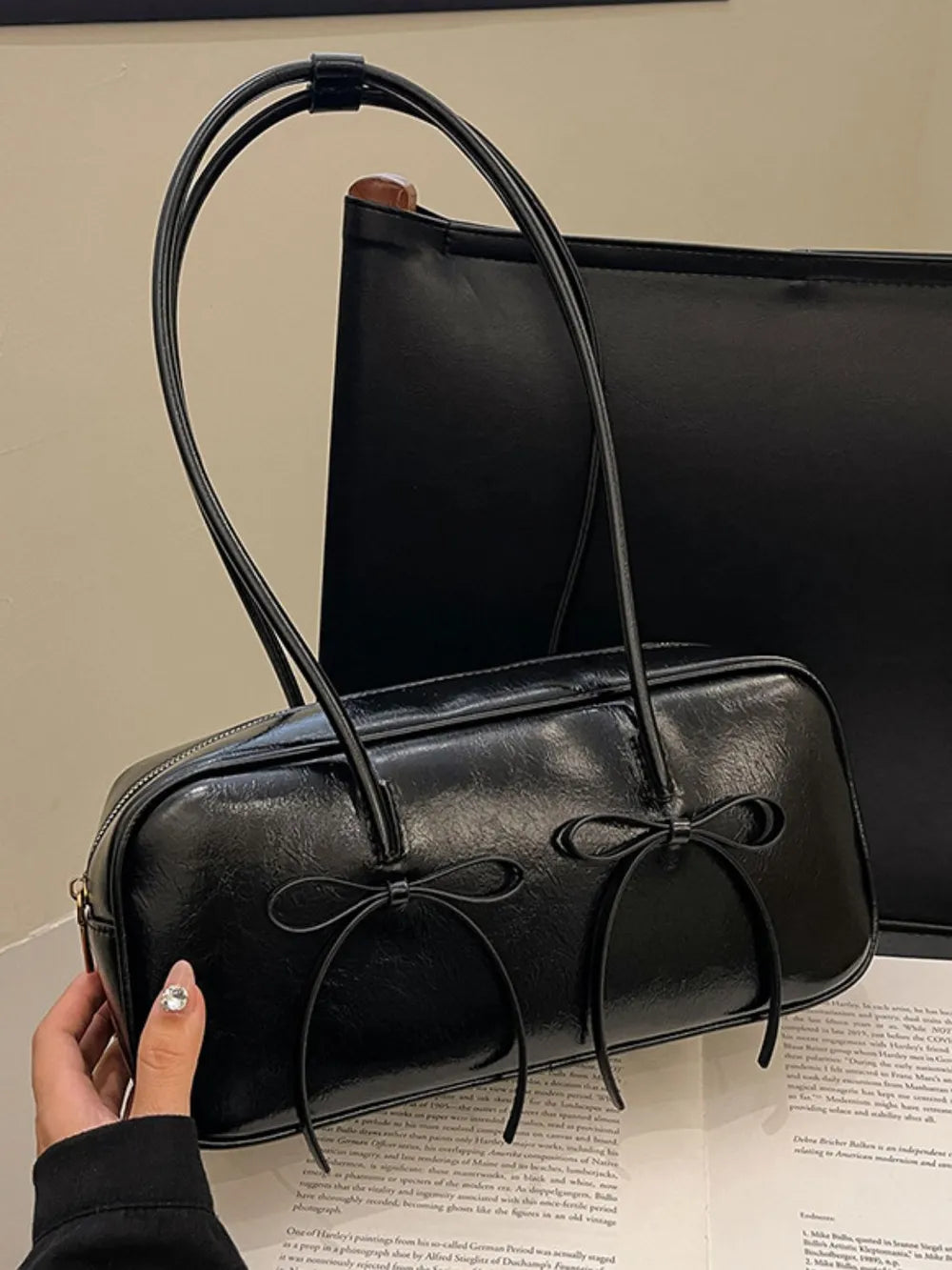 Black / One Size