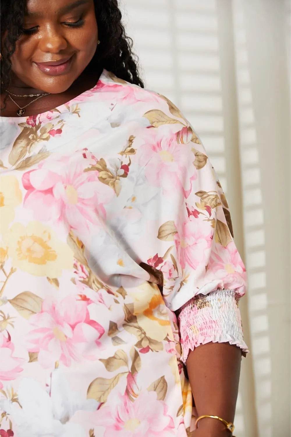 Double Take Floral Round Neck Three-Quarter Sleeve Top - Store 42