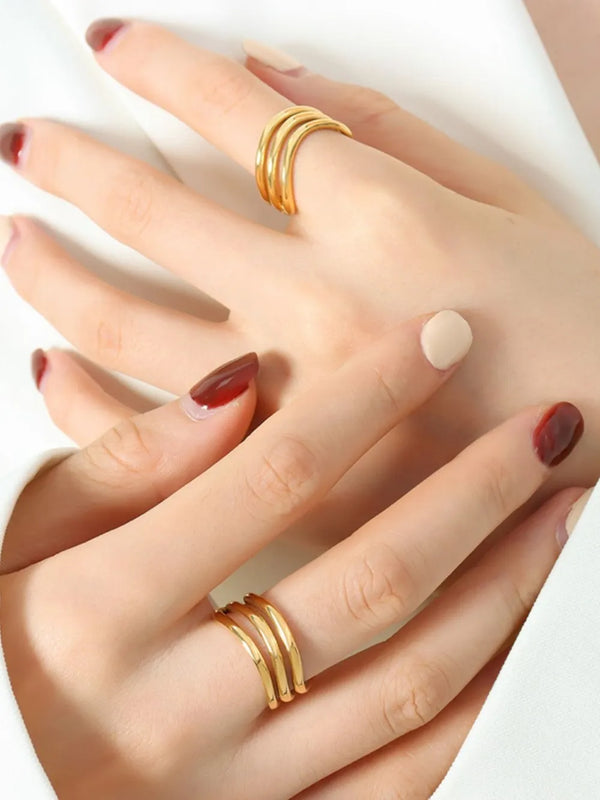 Elegant 18K Gold-Plated Titanium Steel Triple-Layered Ring for Stylish Wear