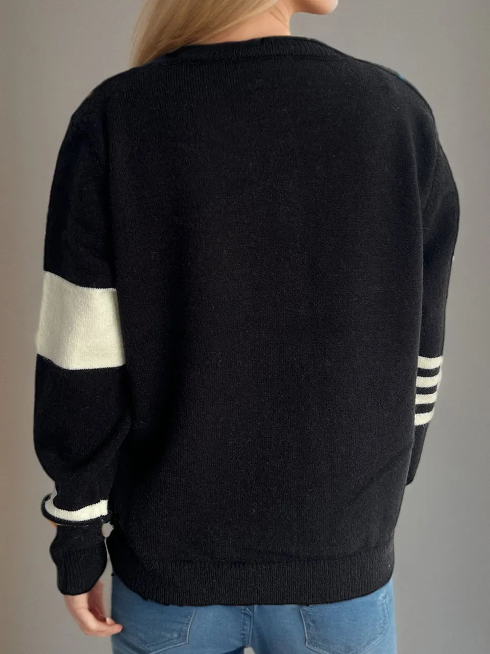 Trendsi Striped Color Block Buttoned Round Neck Cardigan - Slightly Stretchy, Cozy Fit