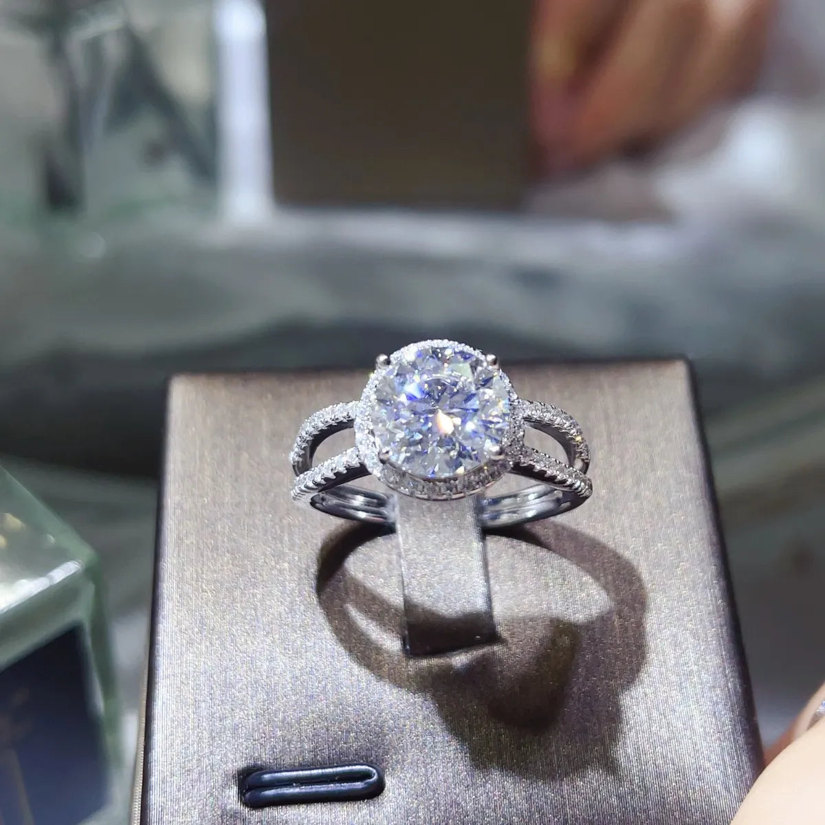 2 Carat Moissanite Ring in 925 Sterling Silver with Platinum-Plating and Certificate