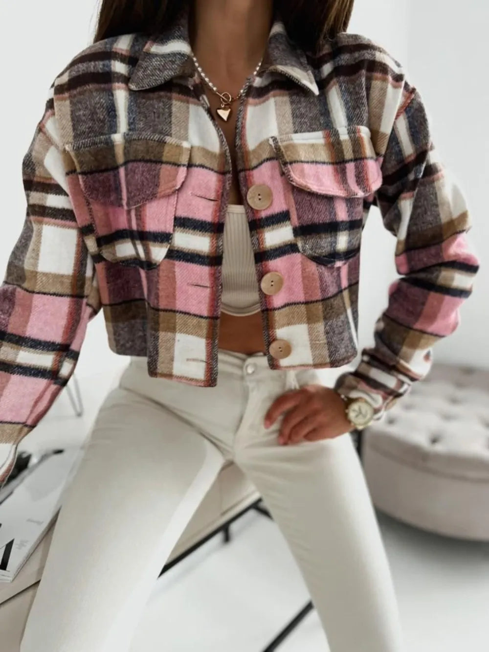 Stylish Pocketed Plaid Jacket With Collared Neck And Long Sleeves – 100% Polyester