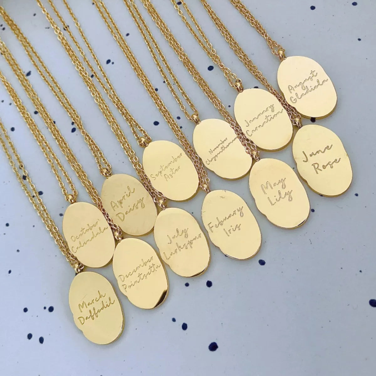 Elegant 18K Gold-Plated Engraved Pendant Necklace with Adjustable Chain - Imported Fashion Jewelry