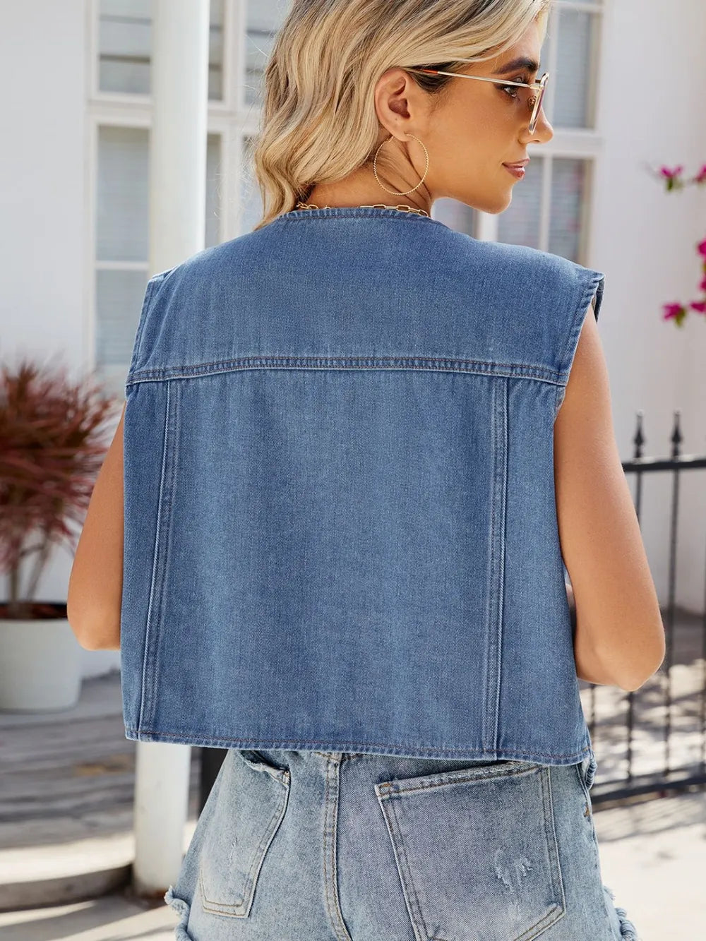 Stylish Pocketed Button-Up Sleeveless Denim Jacket for Women - Classic Casual Look