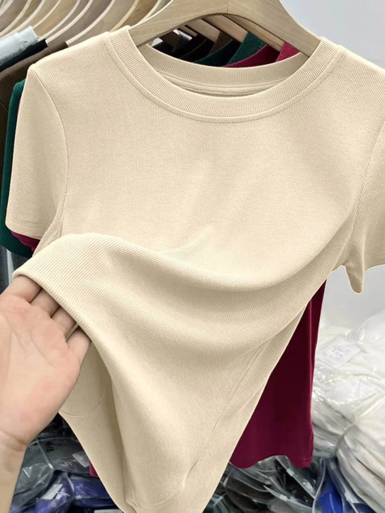 Slightly Stretchy 100% Polyester Crew Neck Short Sleeve T-Shirt for Everyday Comfort - Store 42