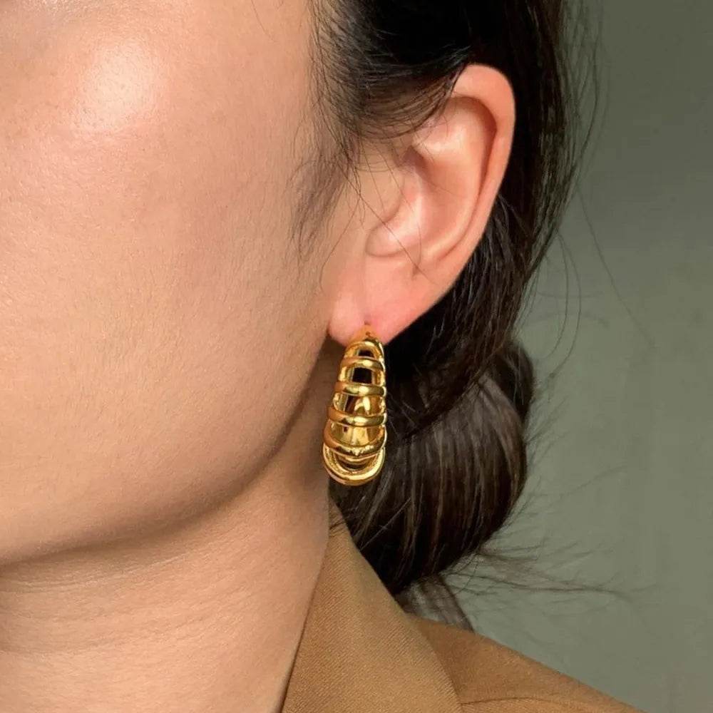 Elegant 18K Gold-Plated Stainless Steel Cutout C-Hoop Earrings - Stylish & Lightweight