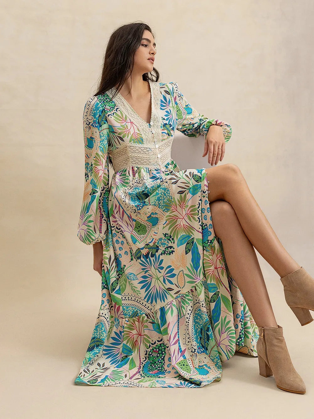 Trendy Slit Printed V-Neck Long Sleeve Midi Dress - 95% Polyester, Opaque Design