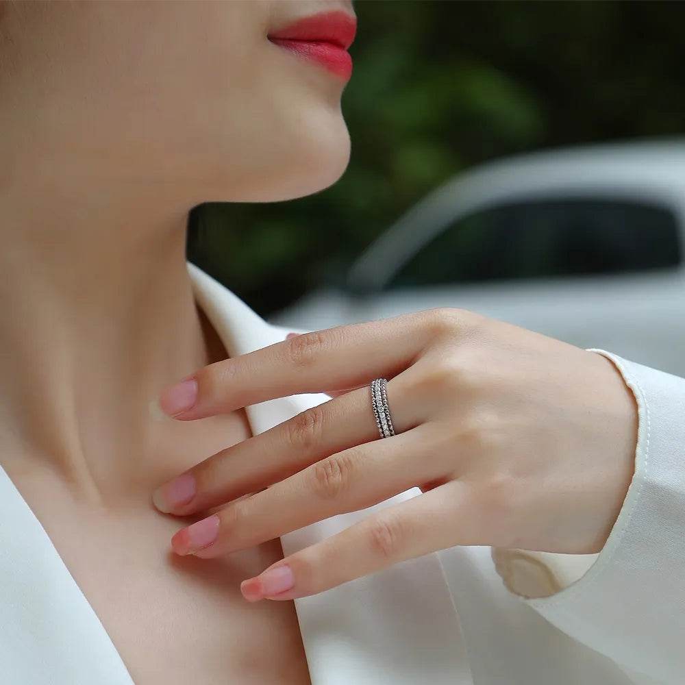 Elegant Moissanite Ring in 925 Sterling Silver – Dazzling Minimalist Style for Every Occasion - Store 42