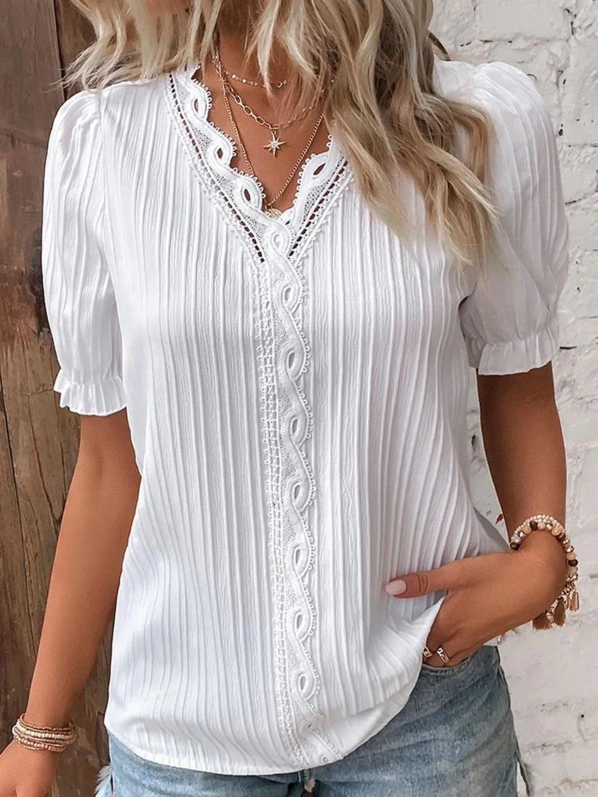 White / S