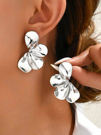 Elegant Stainless Steel Flower Earrings - Classic Floral Design for Everyday Wear - Store 42