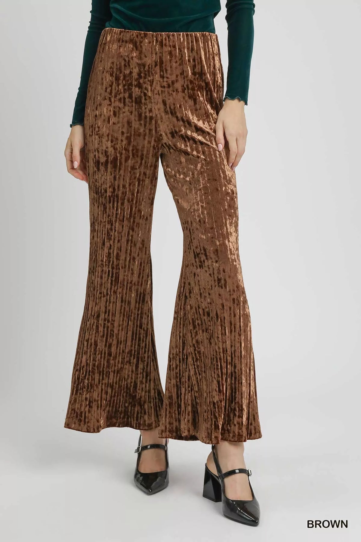 Brown / S