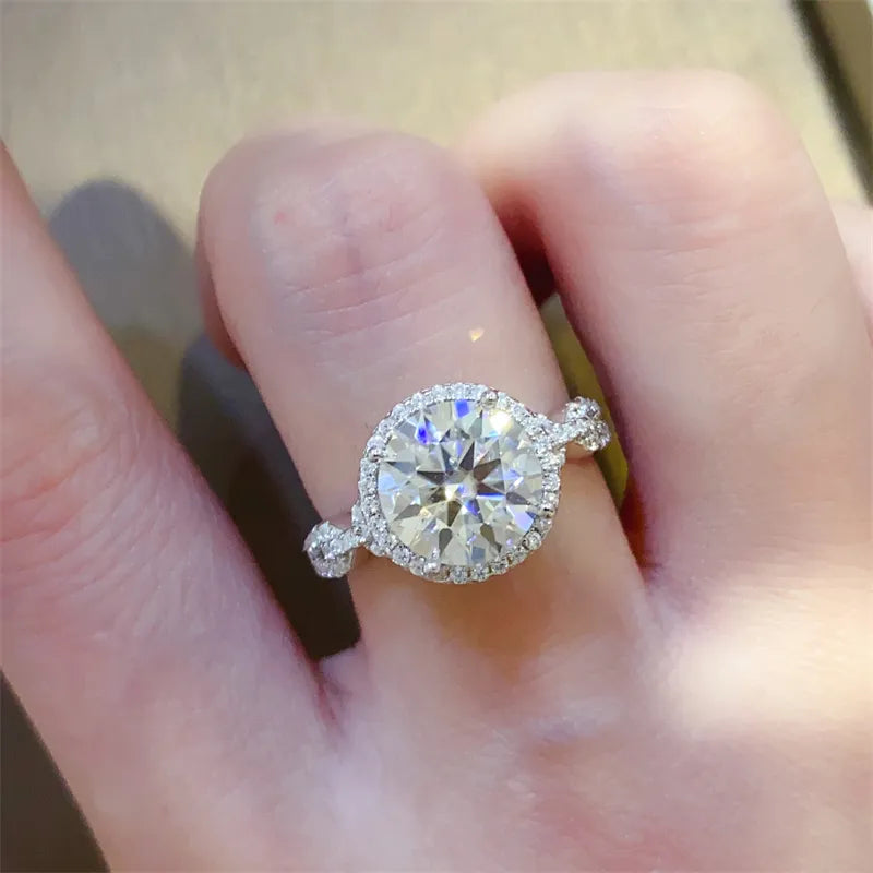 Stunning 3 Carat Moissanite Ring in 925 Sterling Silver with Zircon Accents - Perfect for Any Occasion