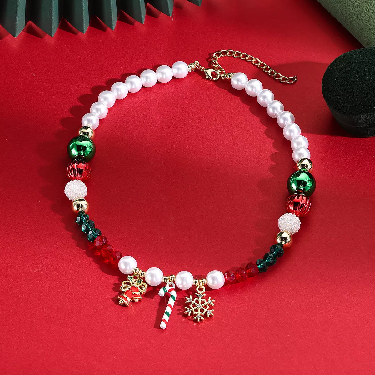 Charming 18K Gold-Plated Christmas Acrylic Bead Necklace - Adjustable 16.9" Chain