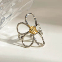 Elegant Two-Tone Daisy Flower Ring with Gold-Toned Center – Floral Inspired Jewelry - Store 42