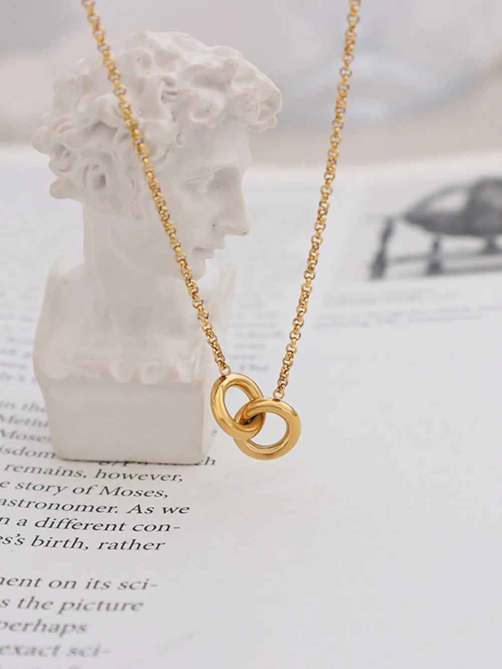 Gold / One Size