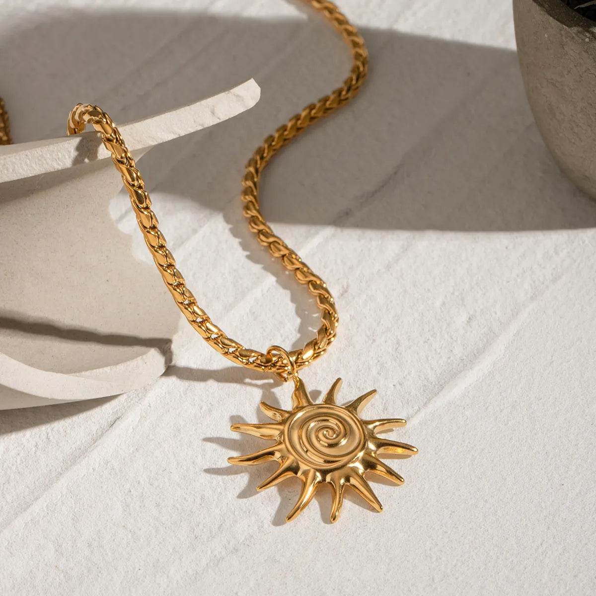 18K Gold-Plated Sun Pendant Necklace - Radiant Design with Adjustable Chain for Versatile Styling - Store 42